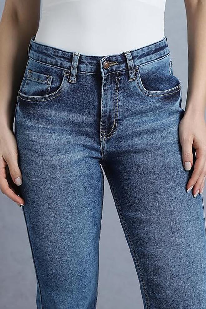 inkd جينز نسائي مستقيم - متوسط الارتفاع | مزيج القطن | قماش قابل للتمدد | تصميم كلاسيك 5 بوكت - Image 5